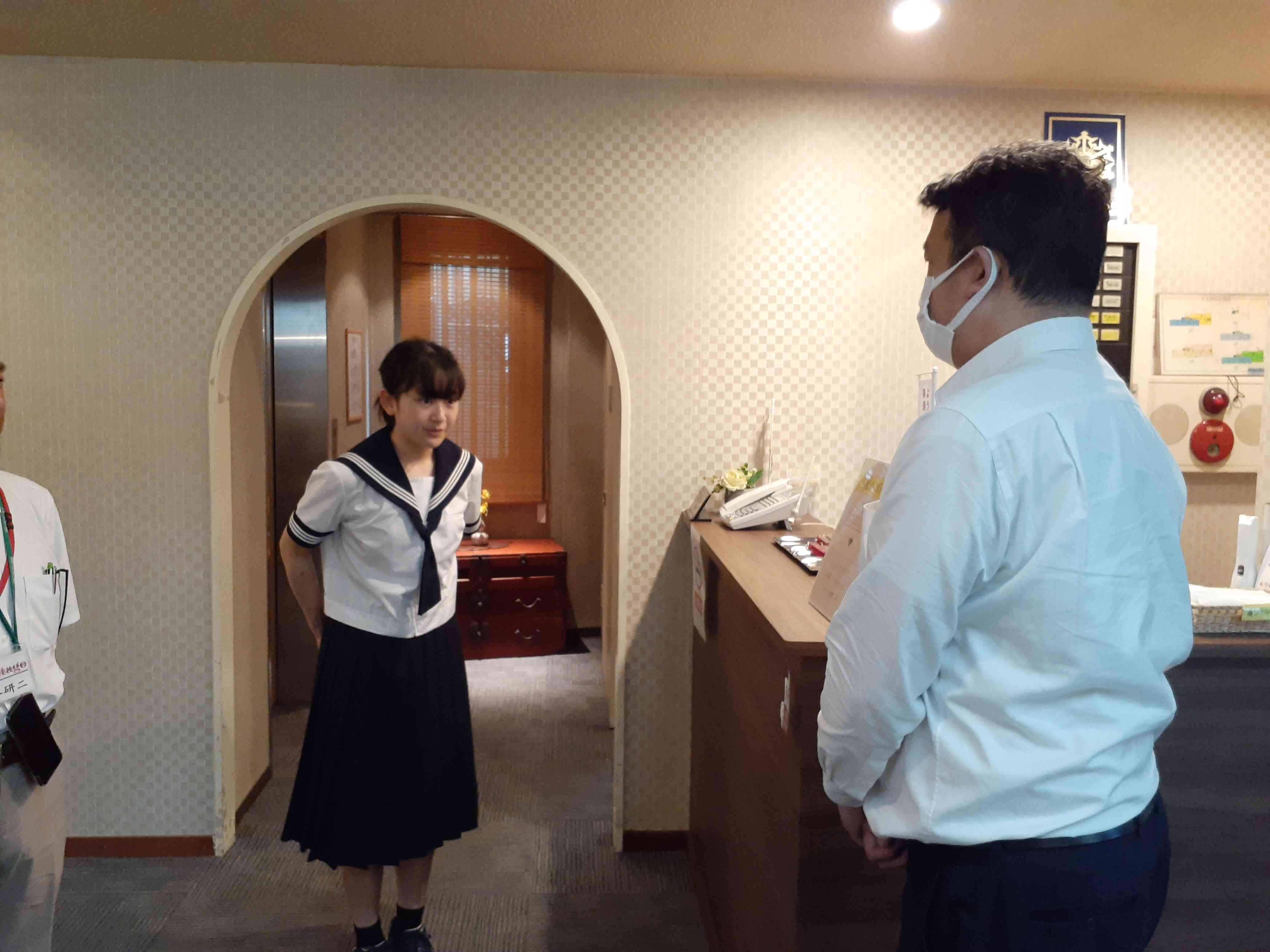 ５月15日　修学旅行2日目　旅館出発（1）
